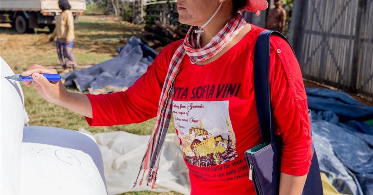 Blocrise Rice Blockchain for Livelihoods from Organic Cambodian Rice (BlocRice)