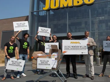 Petitie overhandiging jumbo