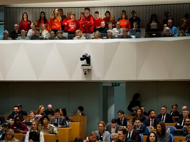 Tweede Kamerdebat rode lijn actie feb 2026