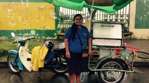 Luz met haar mobiele oven.