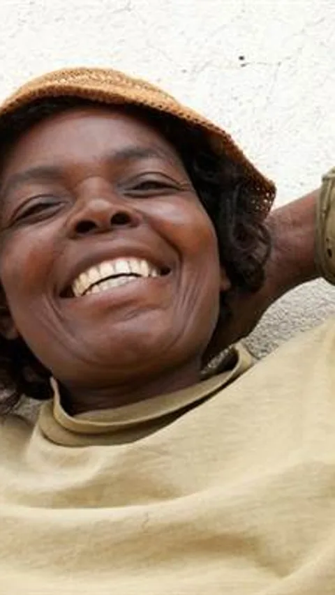 Decoratieve foto van lachend persoon