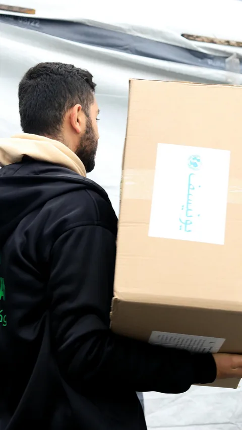 Staff members from the Atfaluna Society for Deaf Children are distributing menstrual hygiene kits to girls in the public schools turned to shelters now in Deir Al Balah/ Southern Gaza Strip.