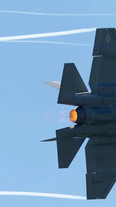 twee F-35 gevechtsvliegtuigen