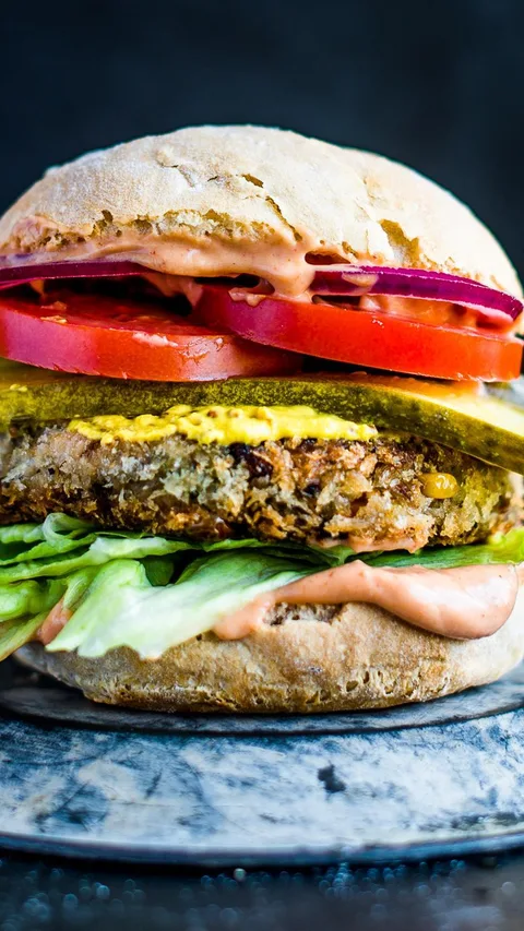 Brutal brocco vegan burger